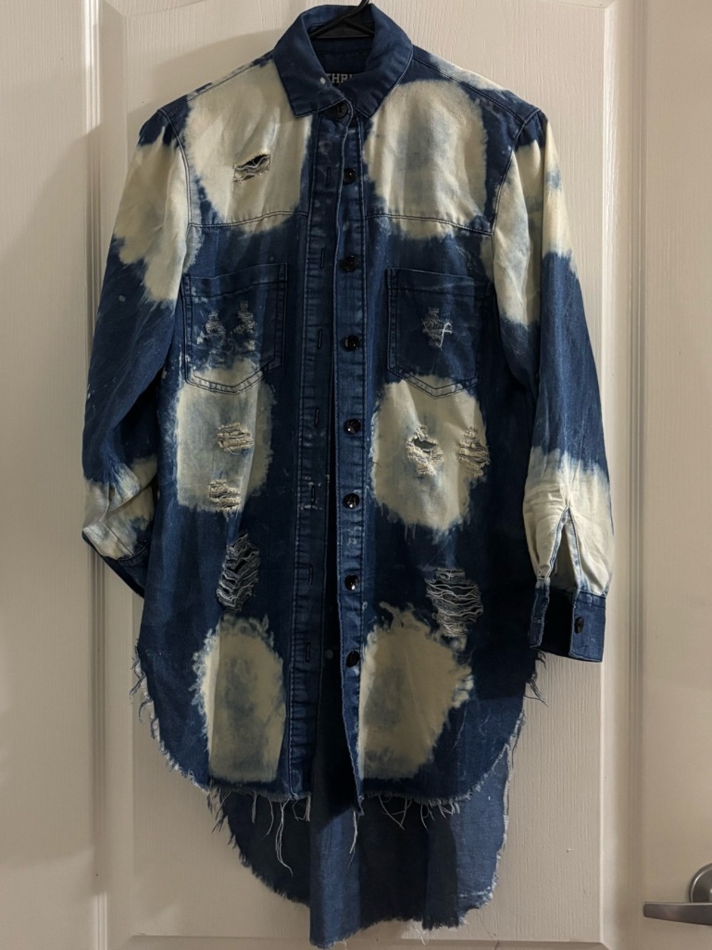Thrill Blue and White Acid-Wash Distressed Button-Down Shirt